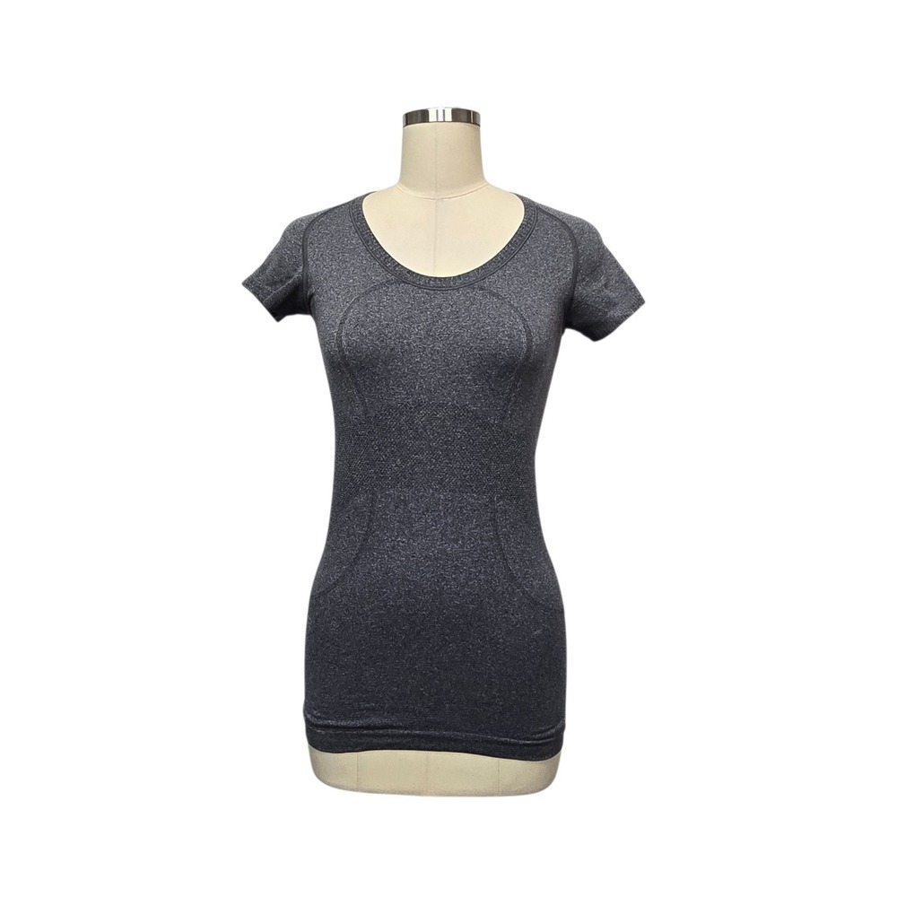 Lululemon Swiftly Tech Short Sleeve Crew Heathered Grey Size 4 Activewear Top